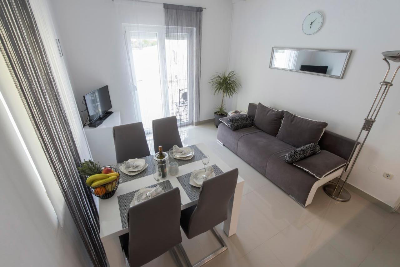 Apartman Miki Borik Задар Екстериор снимка