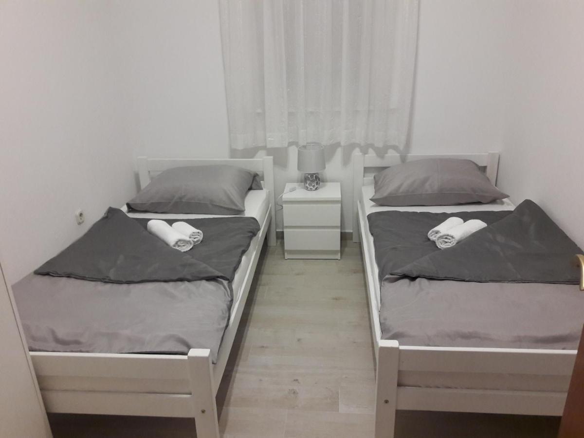 Apartman Miki Borik Задар Екстериор снимка