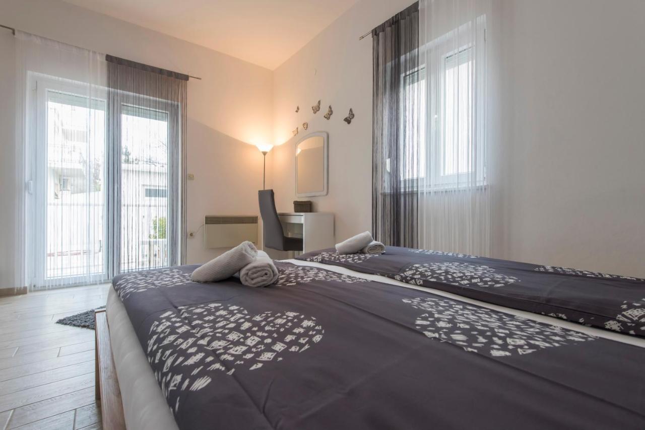 Apartman Miki Borik Задар Екстериор снимка